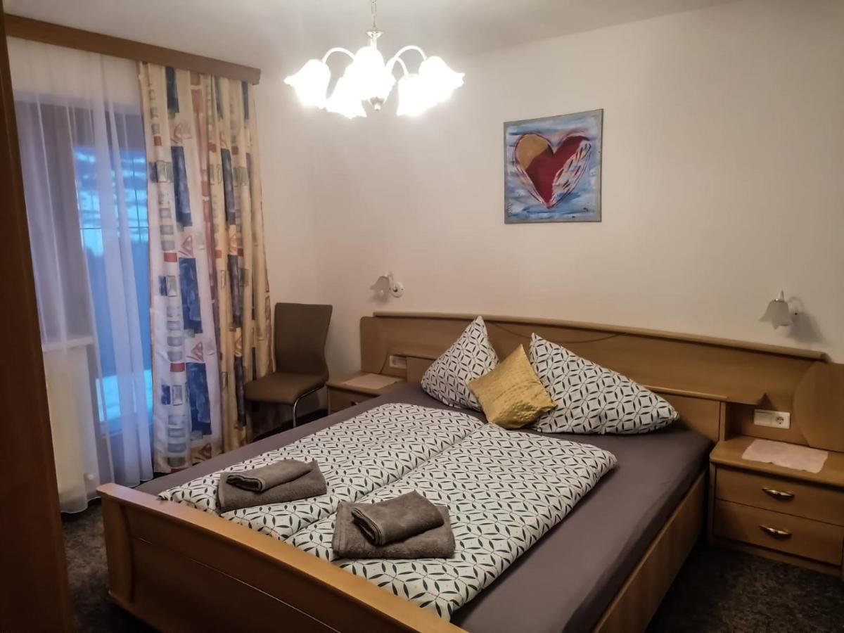 Apartament Schultes Evelyn Jerzens Zewnętrze zdjęcie